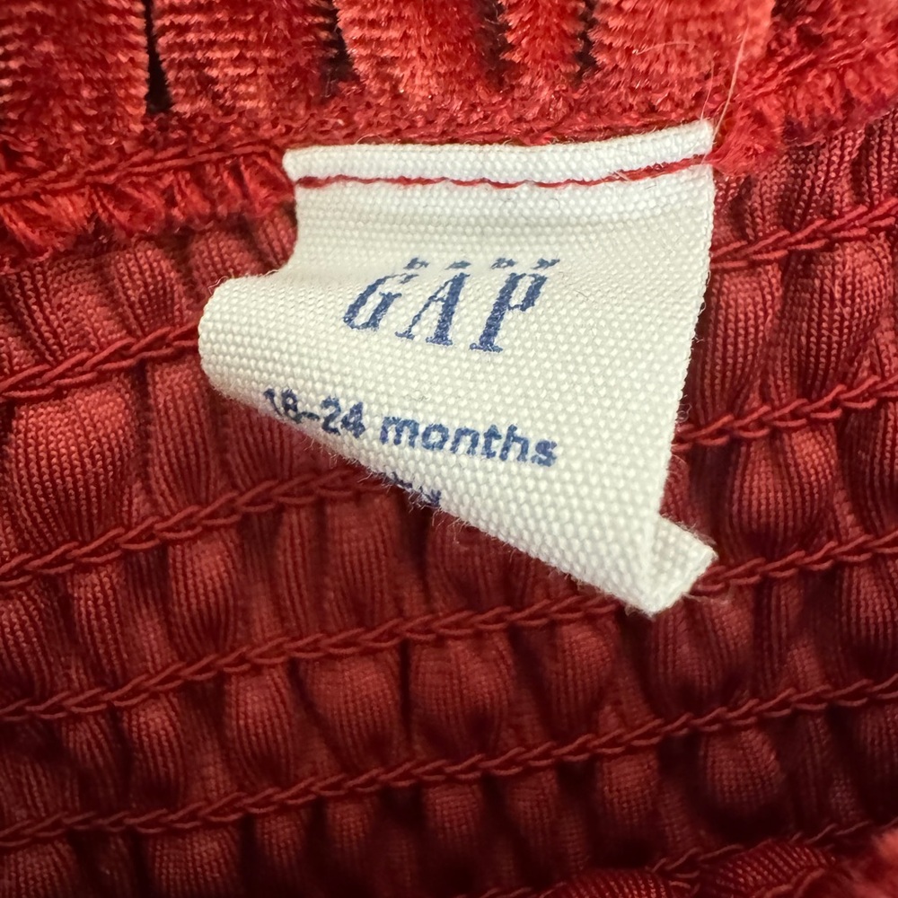 GAP Kids Red Velvet Matching Set - Picture 4 of 7